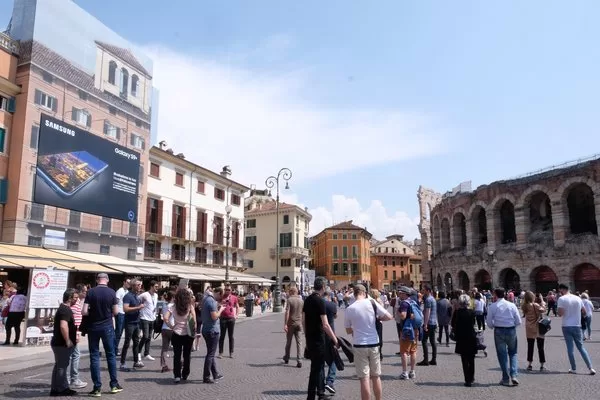 VERONA – Piazza Bra