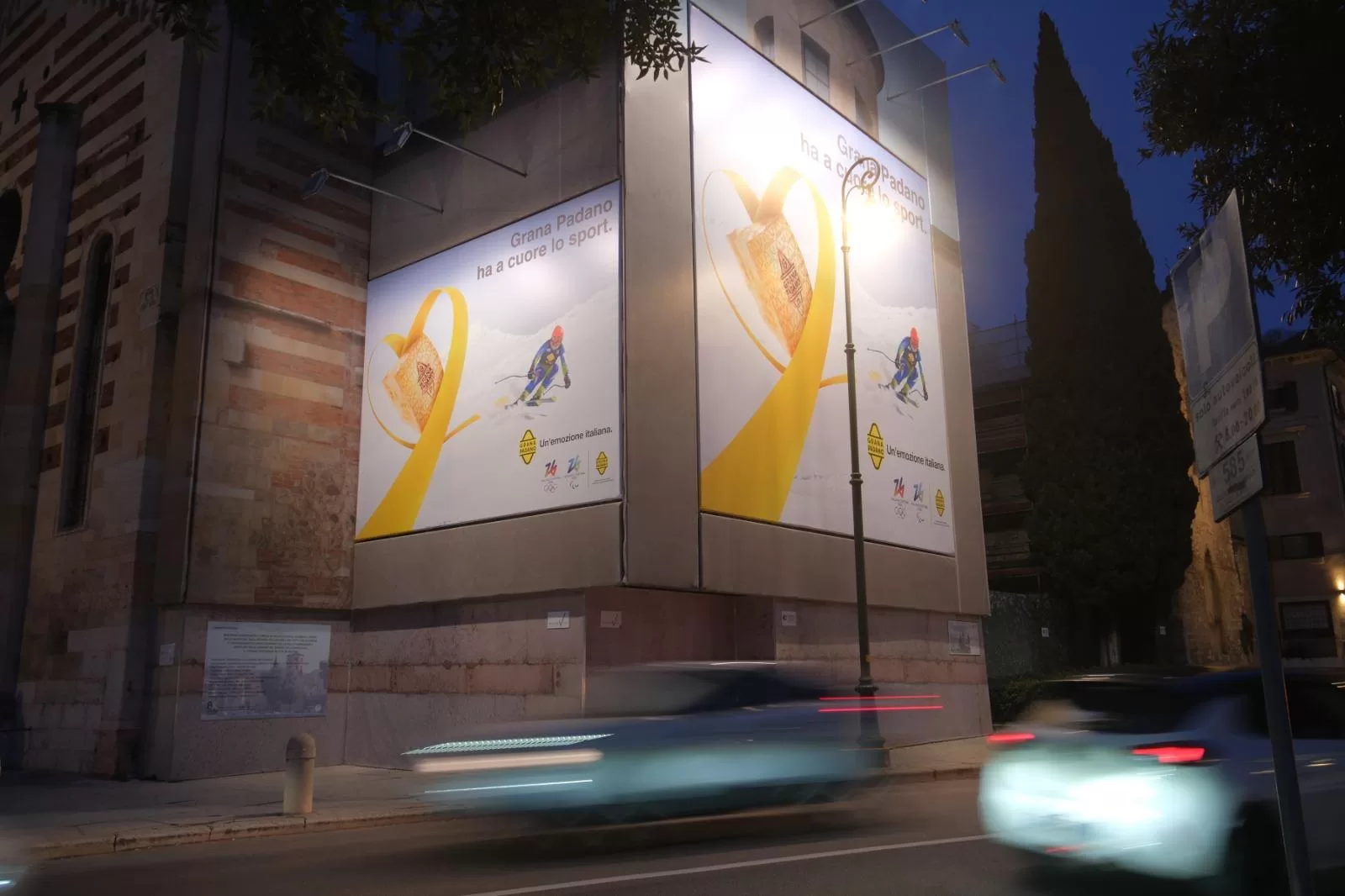 maxi-affissione-verona-ponte-pietra